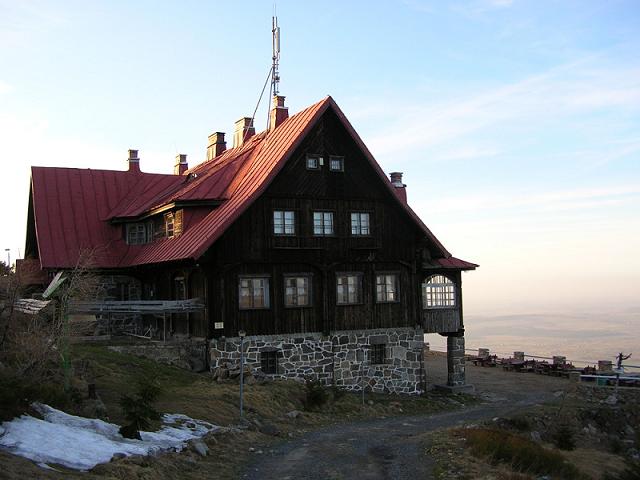 Nocleg Jelenia Góra Villa Nova poleca artykuł o Górach Izerskich